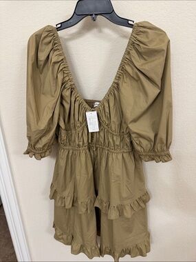 WeWoreWhat Olive Puff-Sleeve Ruffle Dress